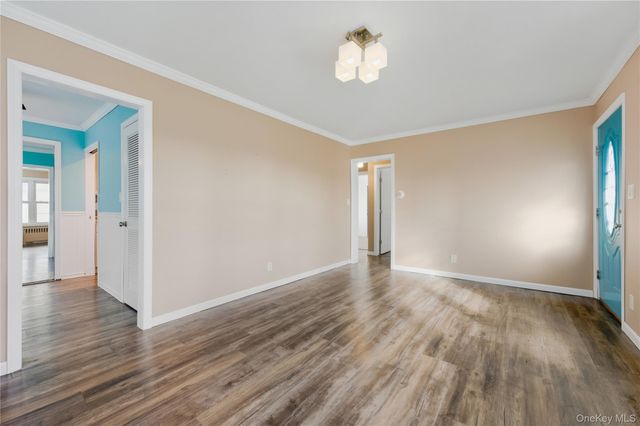 2398 Yorktown Street, Oceanside, NY 11572