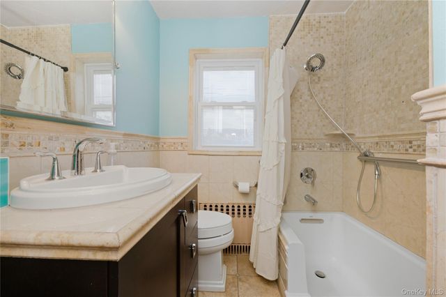 2398 Yorktown Street, Oceanside, NY 11572