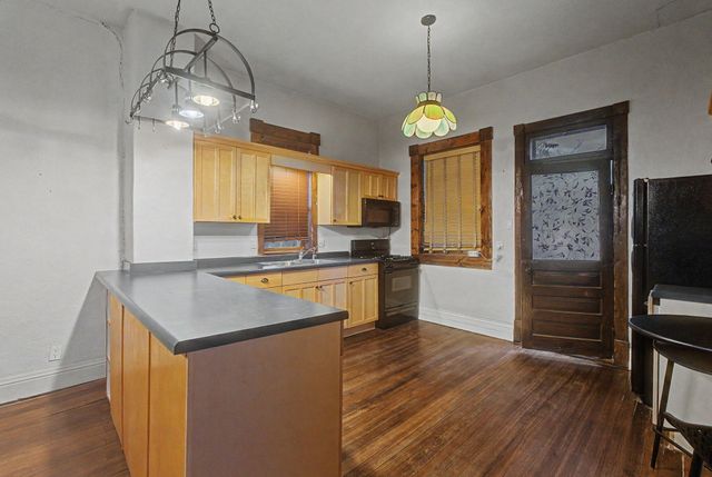 9742 4th Street NW, Albuquerque, NM 87114