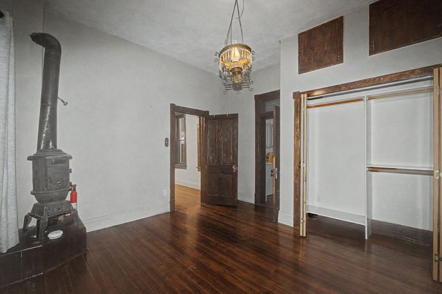 9742 4th Street NW, Albuquerque, NM 87114