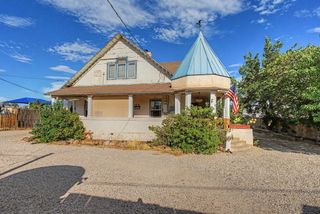 9742 4th Street NW, Albuquerque, NM 87114