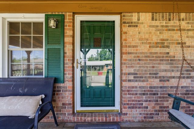 121 Rolling Acres Drive, Nicholasville, KY 40356