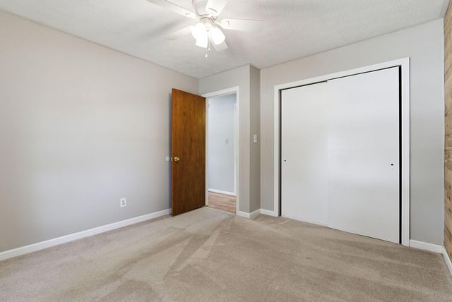 121 Rolling Acres Drive, Nicholasville, KY 40356