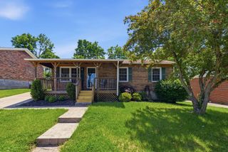 121 Rolling Acres Drive, Nicholasville, KY 40356
