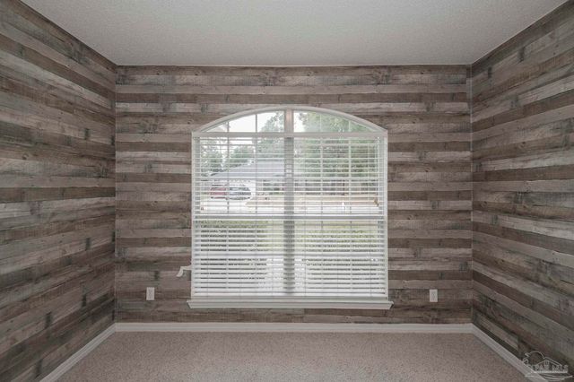 5678 Tiger Woods Dr, Milton, FL 32570