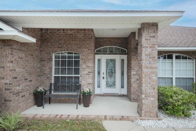 5678 Tiger Woods Dr, Milton, FL 32570