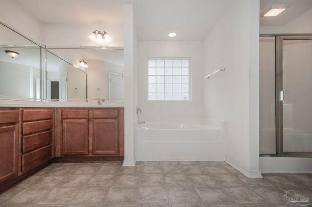 5678 Tiger Woods Dr, Milton, FL 32570