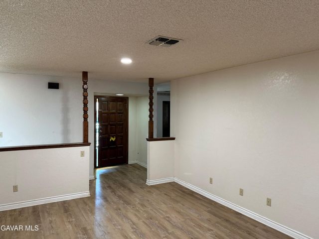 42802 Sachs Drive, Lancaster, CA 93536