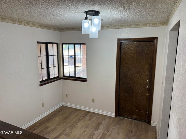 42802 Sachs Drive, Lancaster, CA 93536