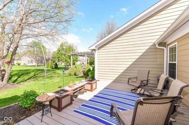 15885 Chapel Park Drive W, Noblesville, IN 46060