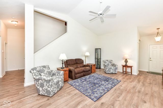 15885 Chapel Park Drive W, Noblesville, IN 46060