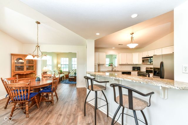 15885 Chapel Park Drive W, Noblesville, IN 46060