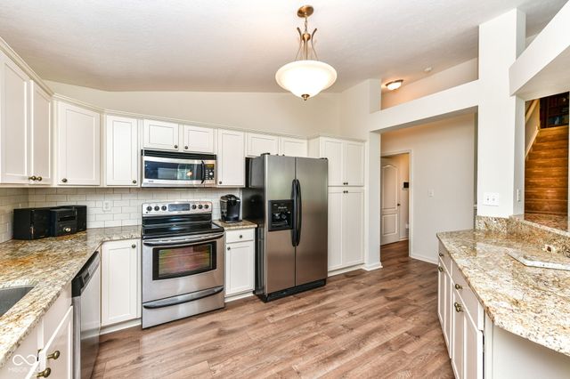 15885 Chapel Park Drive W, Noblesville, IN 46060