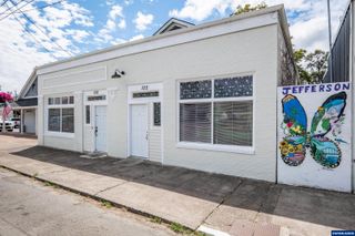 122 S Main (-126) St, Jefferson, OR 97352