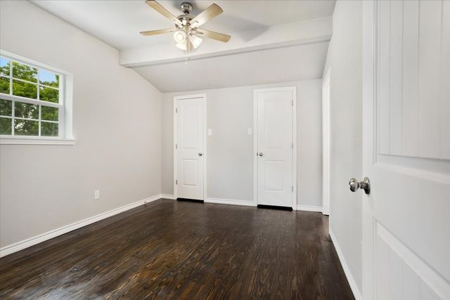 715 W Sam Rayburn Drive, Bonham, TX 75418