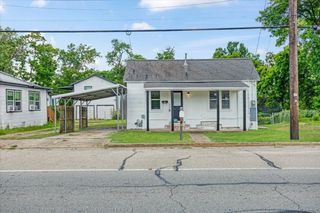 715 W Sam Rayburn Drive, Bonham, TX 75418
