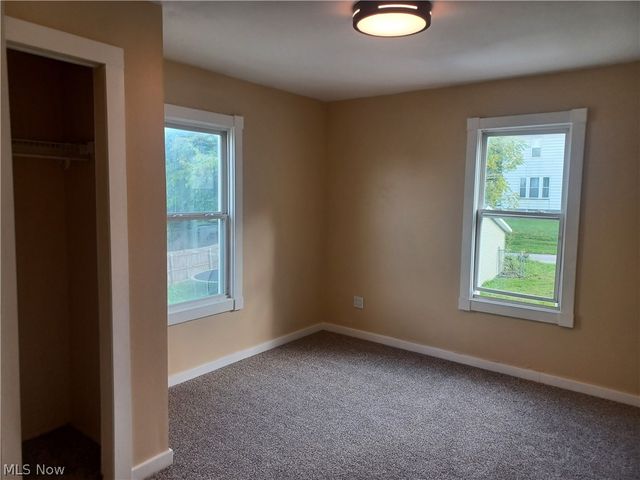 148 Elm Street, Struthers, OH 44471