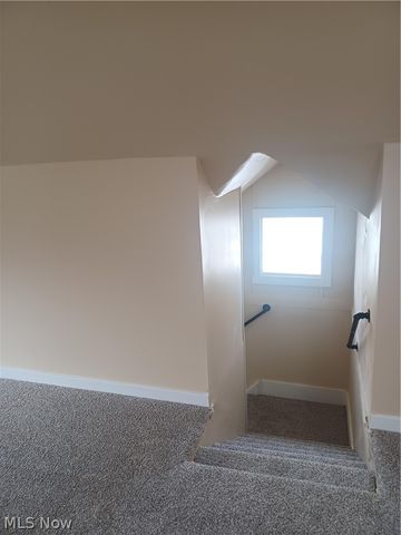 148 Elm Street, Struthers, OH 44471