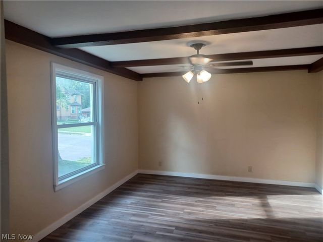 148 Elm Street, Struthers, OH 44471