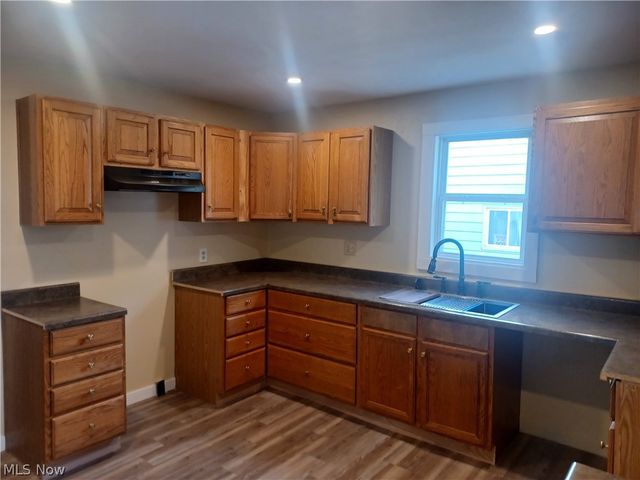 148 Elm Street, Struthers, OH 44471