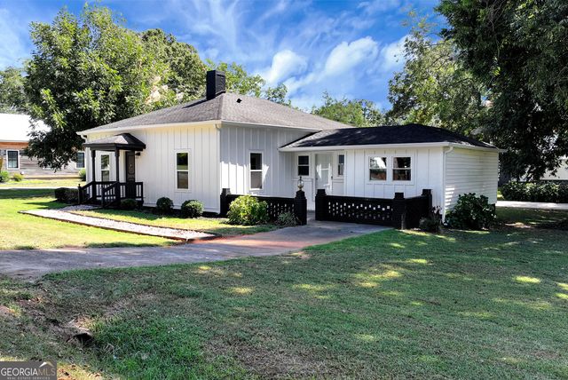 276 Highway 72 E, Comer, GA 30629