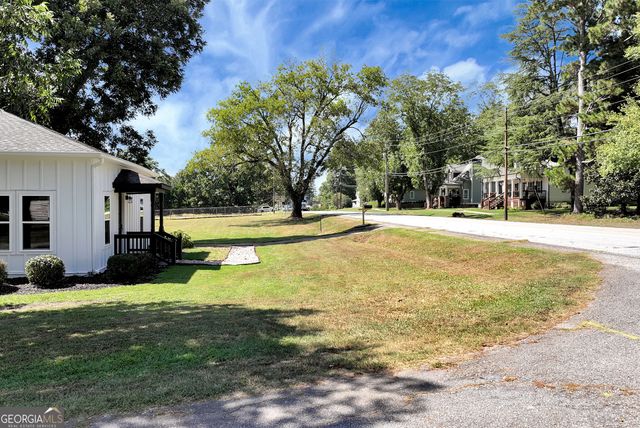 276 Highway 72 E, Comer, GA 30629