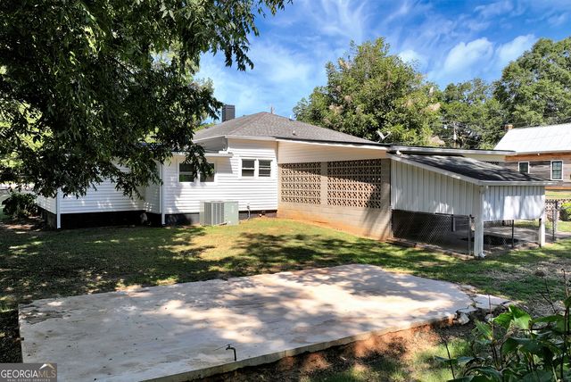 276 Highway 72 E, Comer, GA 30629