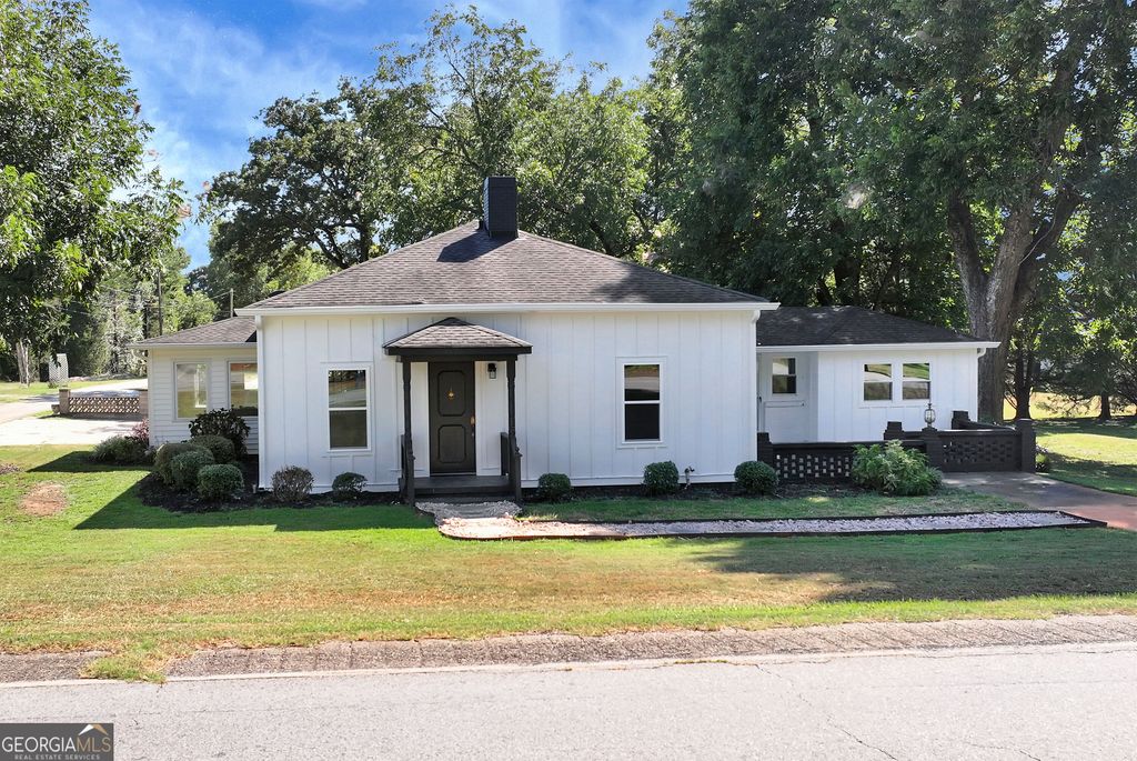 276 Highway 72 E, Comer, GA 30629