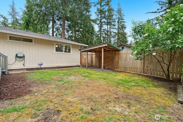 1115 207th Place NE, Sammamish, WA 98074