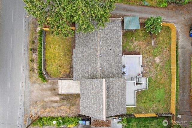 1115 207th Place NE, Sammamish, WA 98074