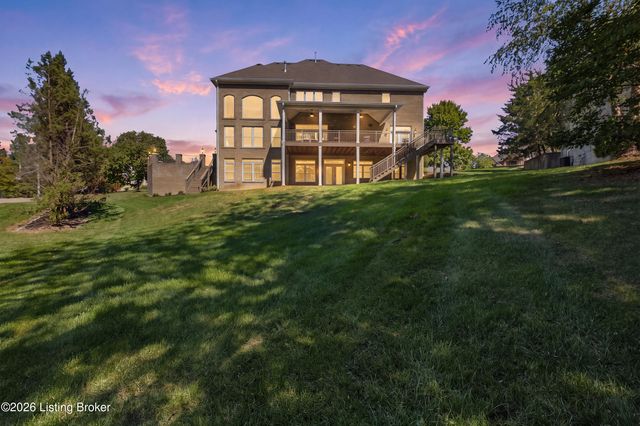18701 Weatherford Cir, Louisville, KY 40245
