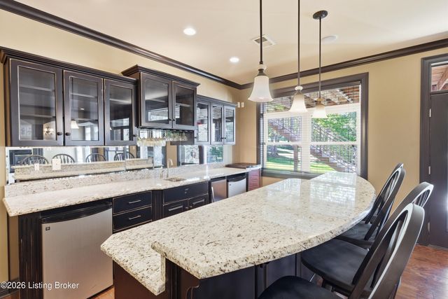 18701 Weatherford Cir, Louisville, KY 40245