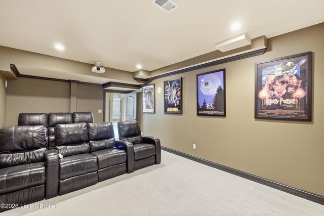 18701 Weatherford Cir, Louisville, KY 40245