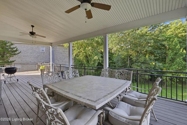 18701 Weatherford Cir, Louisville, KY 40245