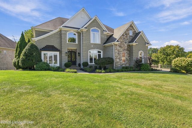 18701 Weatherford Cir, Louisville, KY 40245