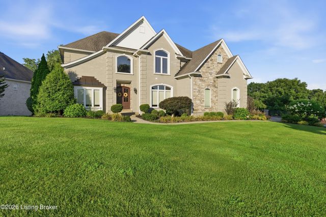 18701 Weatherford Cir, Louisville, KY 40245