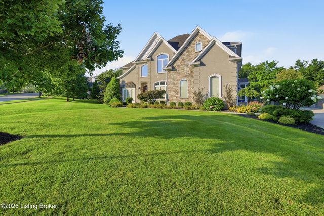 18701 Weatherford Cir, Louisville, KY 40245