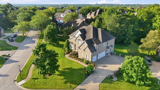 18701 Weatherford Cir, Louisville, KY 40245