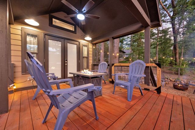 255 Waters Edge Way, Tracy City, TN 37387