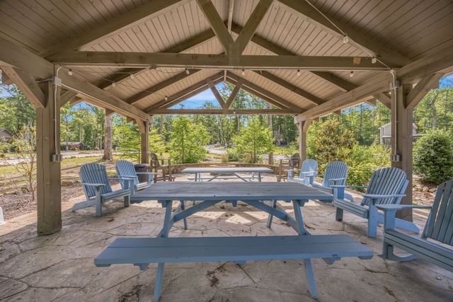 255 Waters Edge Way, Tracy City, TN 37387