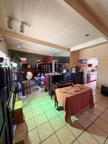 2290 N Milben Circle, Palm Springs, CA 92262