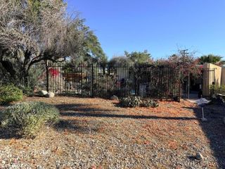 2290 N Milben Circle, Palm Springs, CA 92262