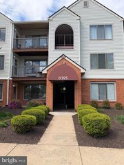 8395 BUTTRESS LN #102, Manassas, VA 20110