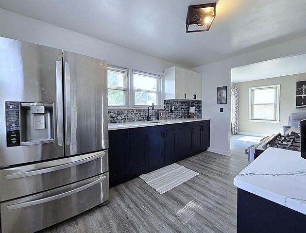 3334 N 92nd STREET, Milwaukee, WI 53222