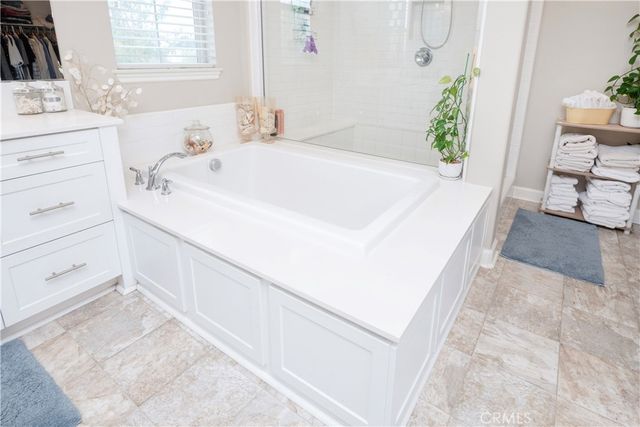 29545 Acadia Court, Menifee, CA 92585