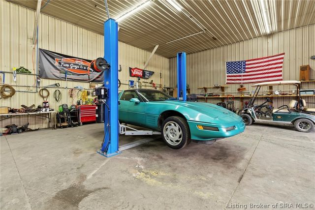 2601 Old State Rd 60, Henryville, IN 47126