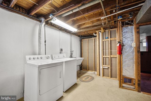 2610 DEAN DR, Wilmington, DE 19808