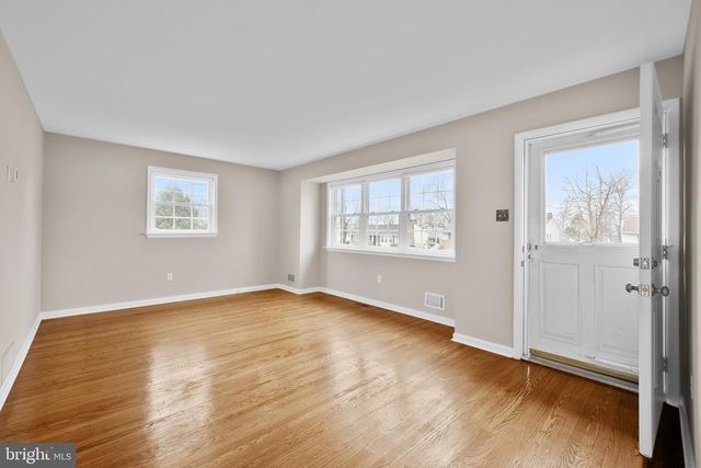 2610 DEAN DR, Wilmington, DE 19808