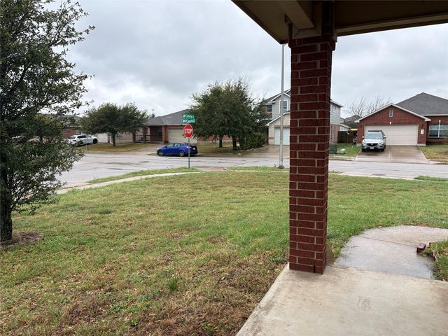 1034 W South ST, Leander, TX 78641