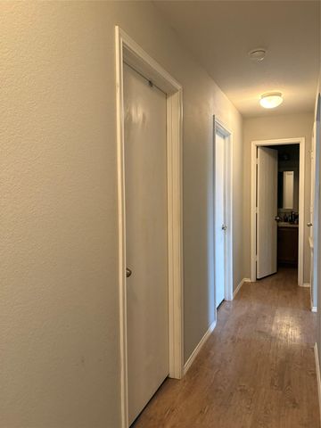 1034 W South ST, Leander, TX 78641